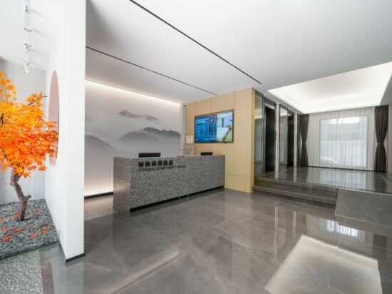 Hotel Encounter at the Corner Lodge Hotel, Shantou, photo