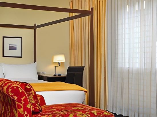 Фото Casa Madrona Hotel & SPA