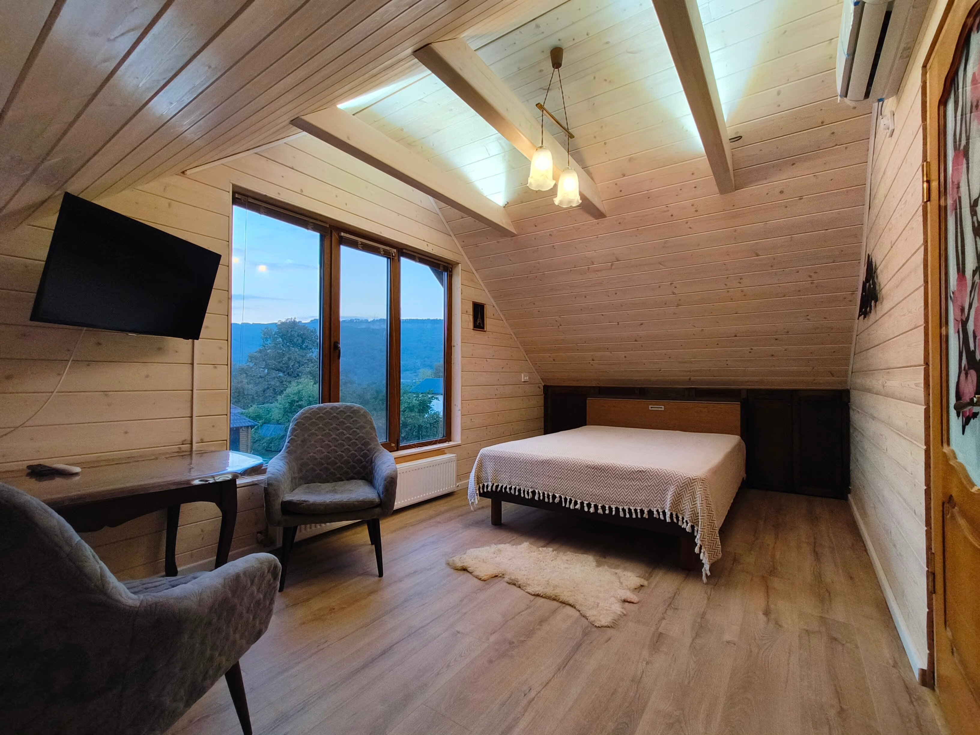 Фото Аманат