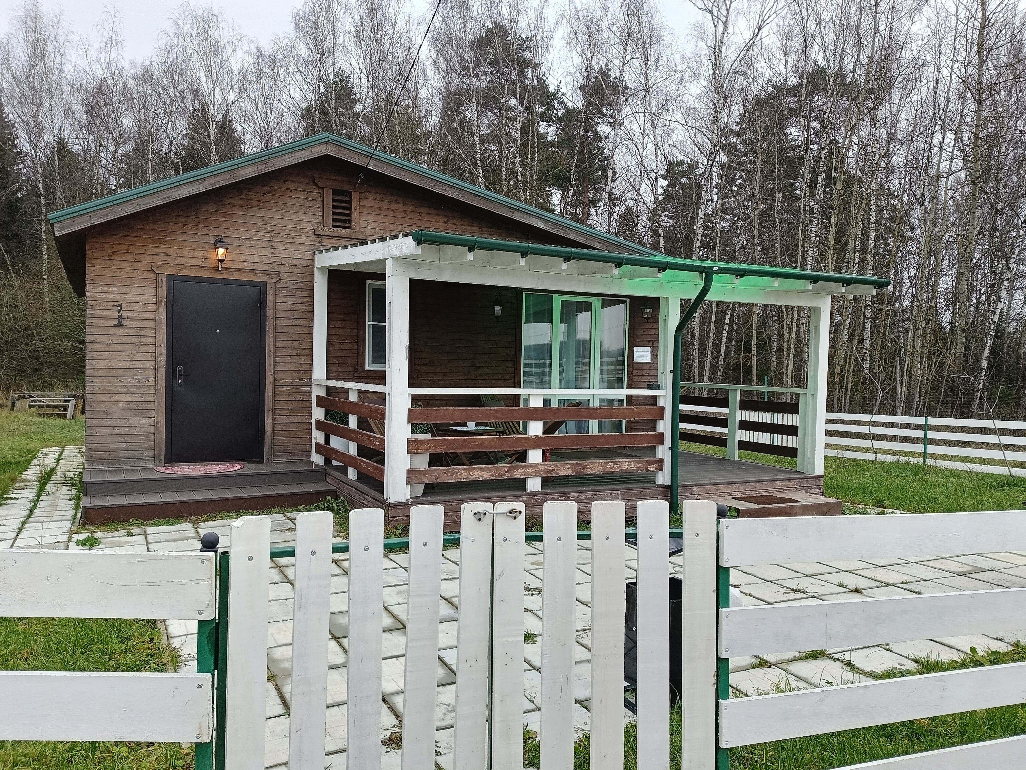 Фото отеля 1