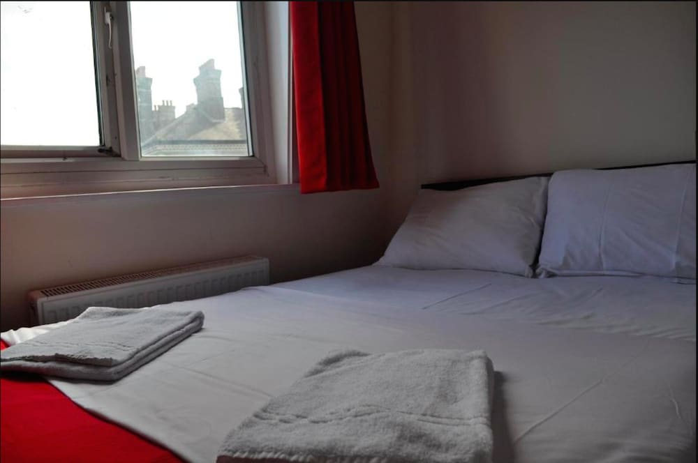 Фото Goodwood Hotel