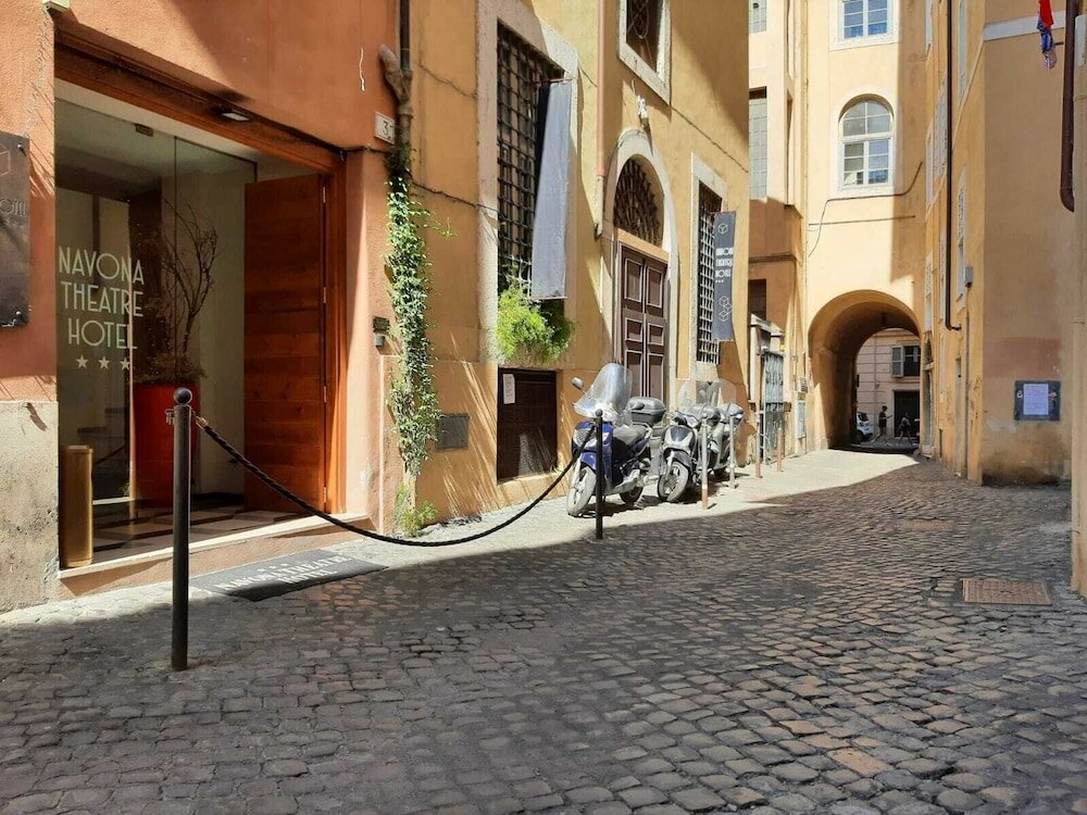 Фото Navona Theatre Hotel