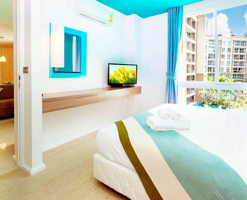 Фото Atlantis Condo & Water Park Pattaya by the Sea