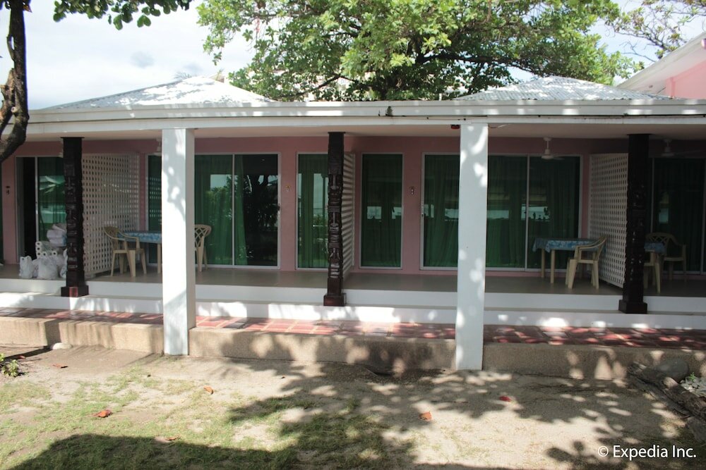 Фото Wild Orchid Beach Resort