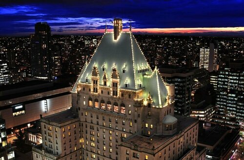 Внешний вид отеля Fairmont Hotel Vancouver в Ванкувере, фото 3