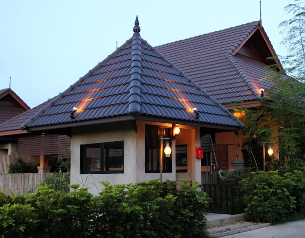 Фото Chalicha Resort