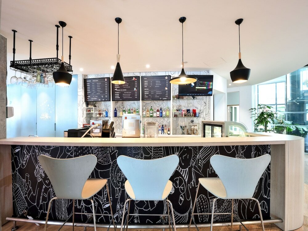 Фото Ibis Wenzhou University Hotel