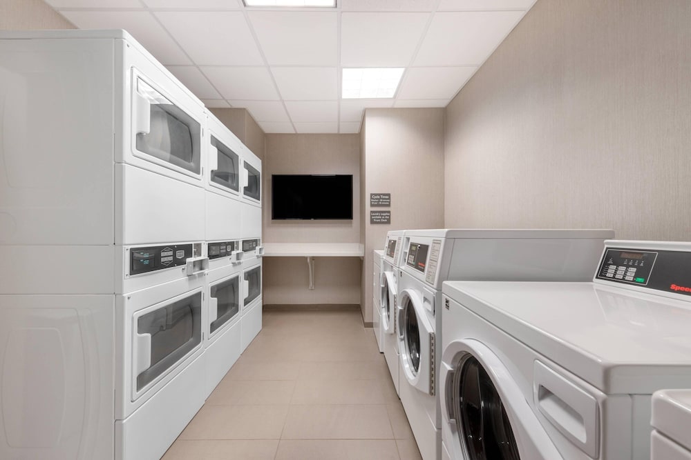 Фото Residence Inn Charlotte City Center