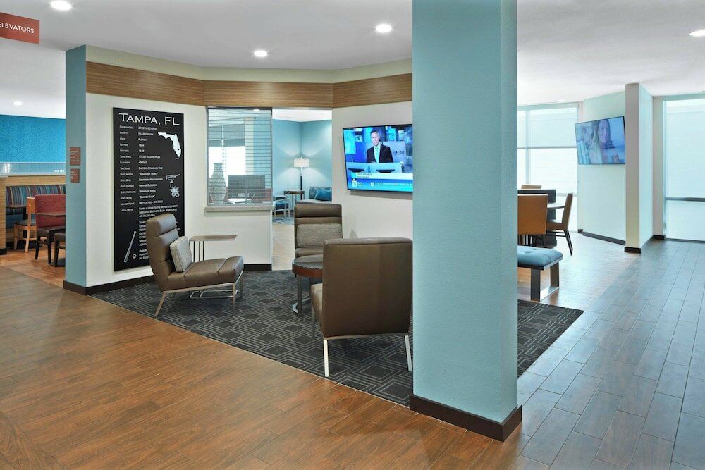 Фото TownePlace Suites by Marriott Tampa South