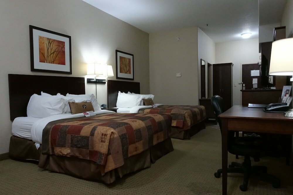 Фото Ramada by Wyndham Weyburn