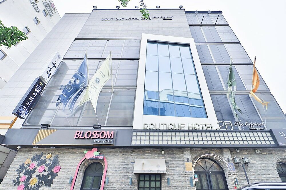 Фото отеля 1