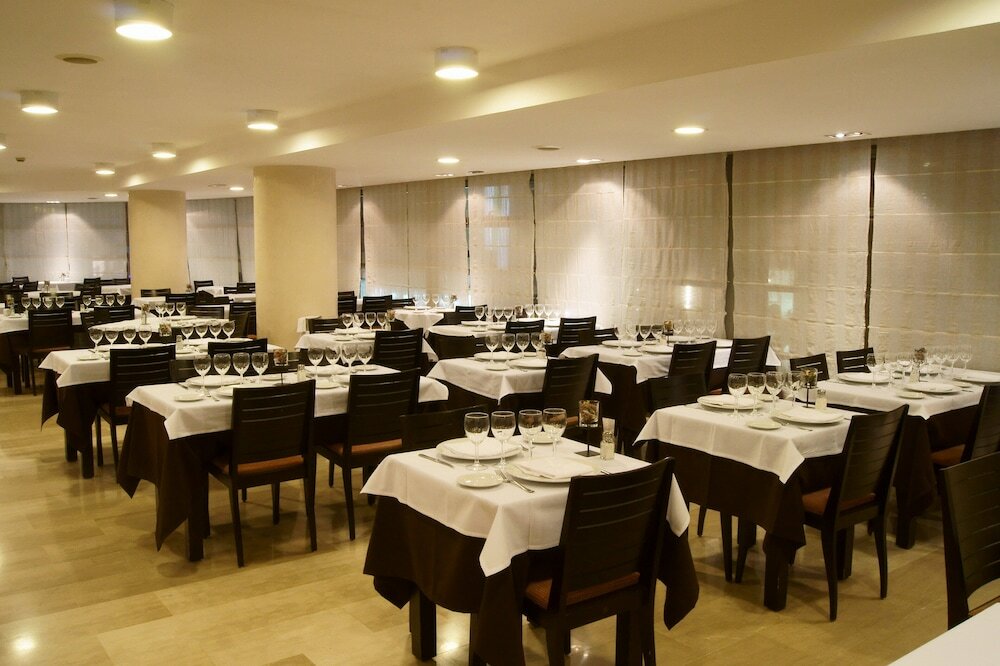 Фото Yomo Centric