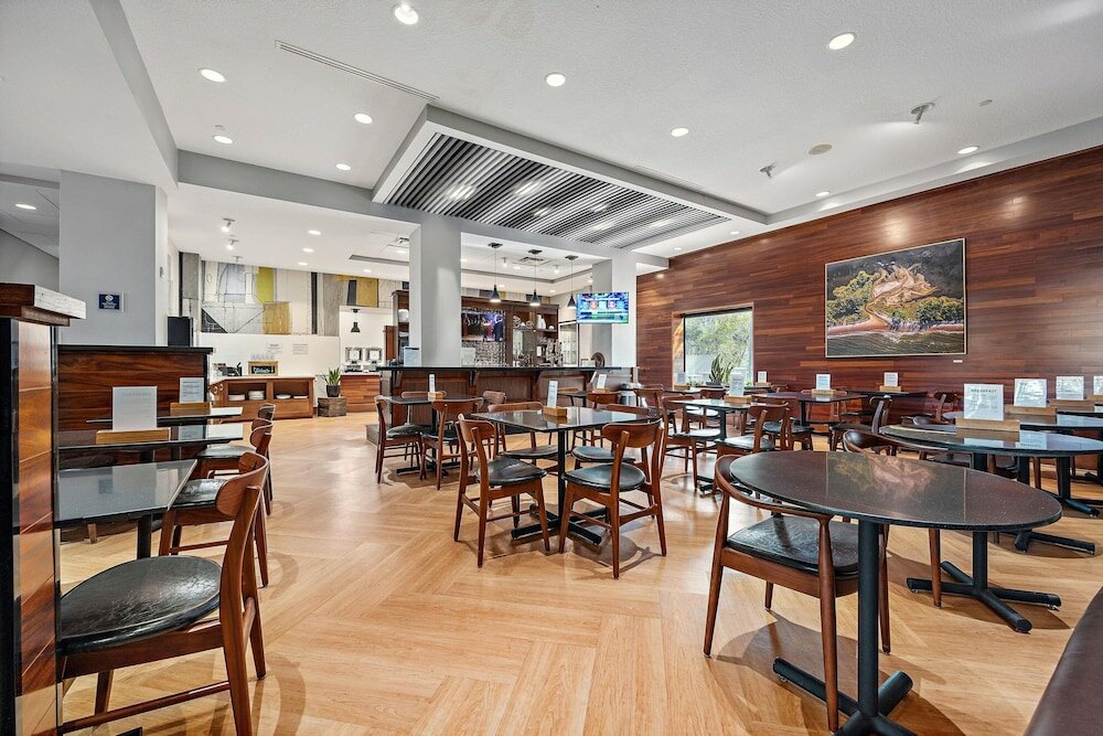 Фото Four Points by Sheraton Jacksonville Baymeadows