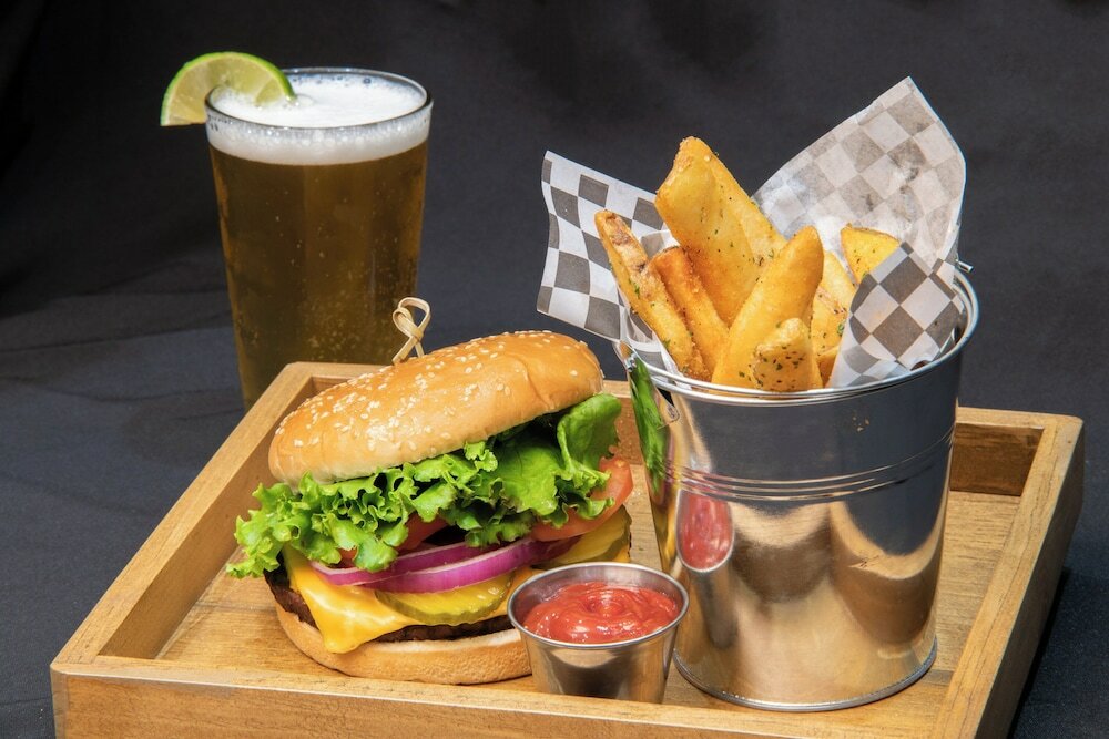 Фото Holiday Inn Oklahoma City Airport, an Ihg Hotel