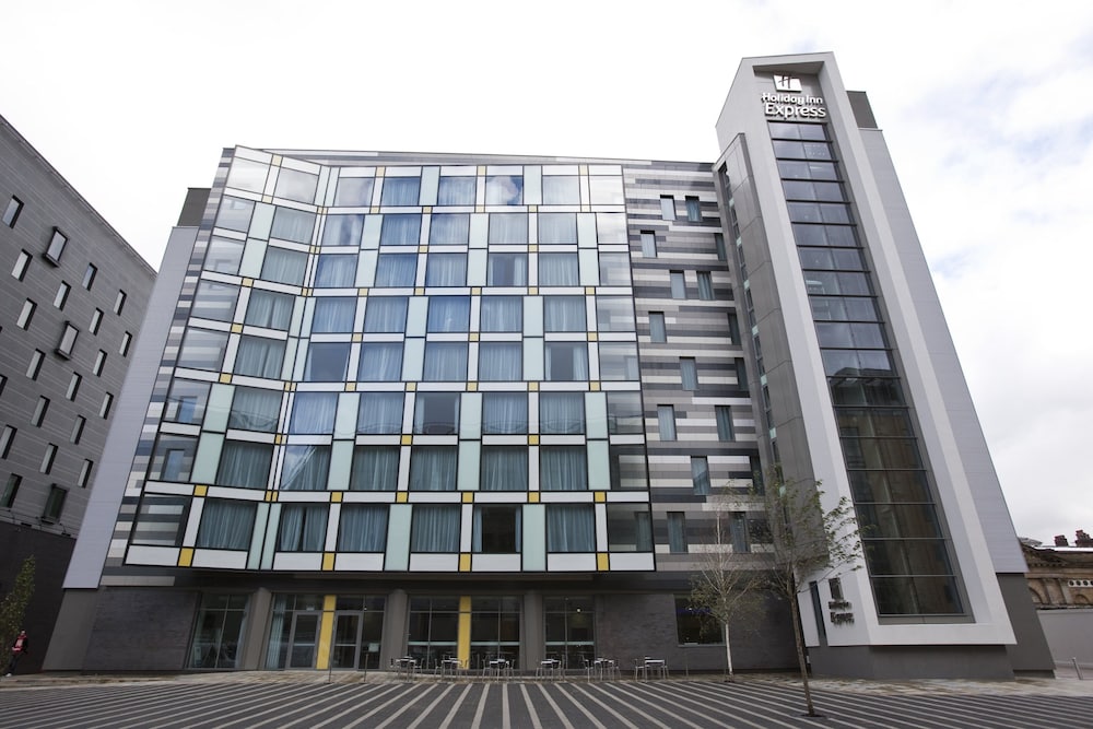 Фото Holiday Inn Express Manchester City Centre - Arena