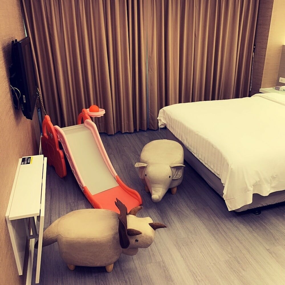 Фото Golden Garden Hotel