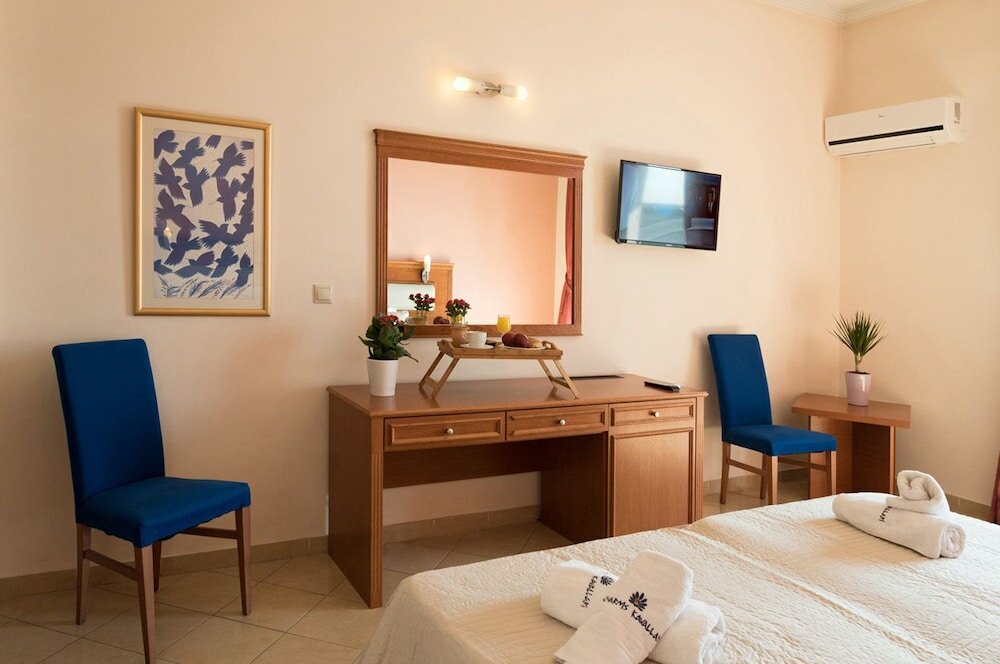 Фото Acharnis Kavallari Hotel Suites