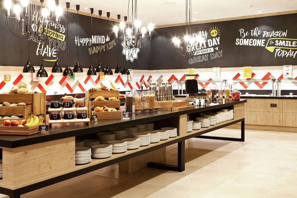 Фото Hampton by Hilton Berlin City East Side Gallery