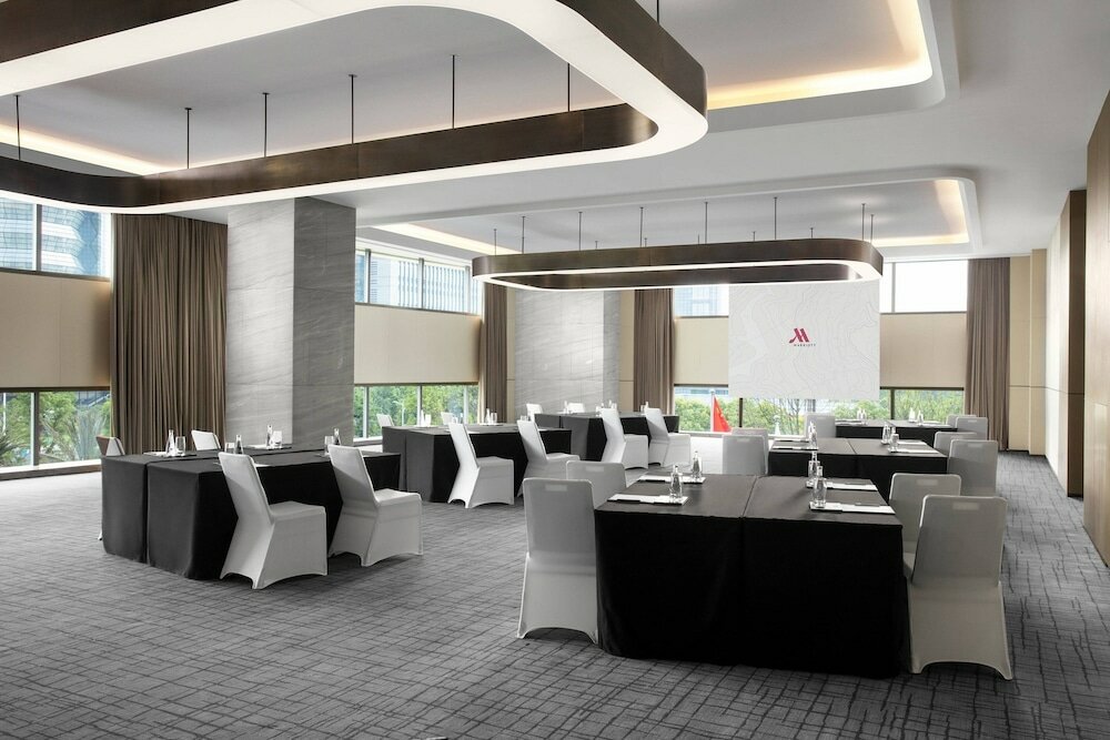 Фото Zhangjiagang Marriott Hotel