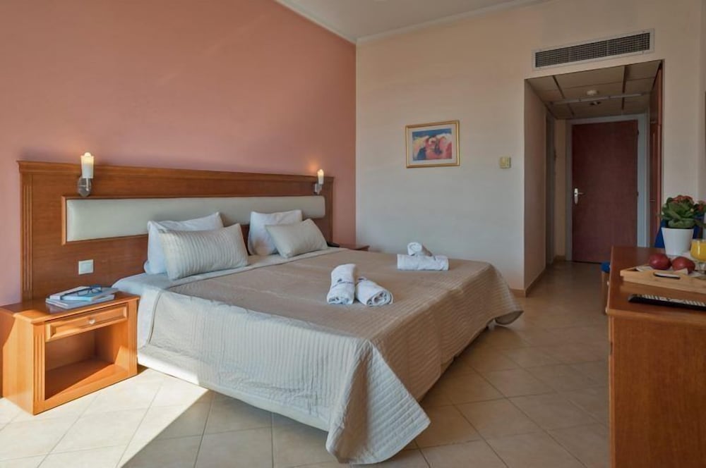 Фото Acharnis Kavallari Hotel Suites