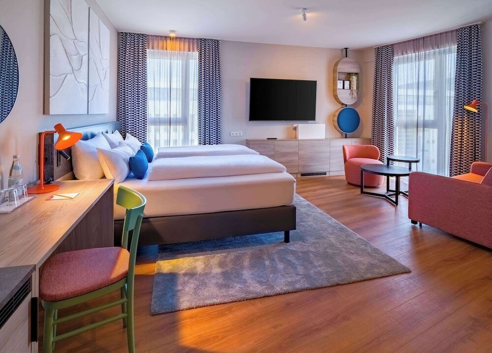 Фото отеля 2