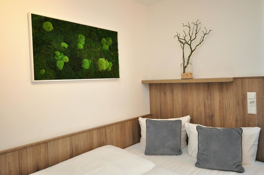 Фото Hotel Perlach Allee by Blattl