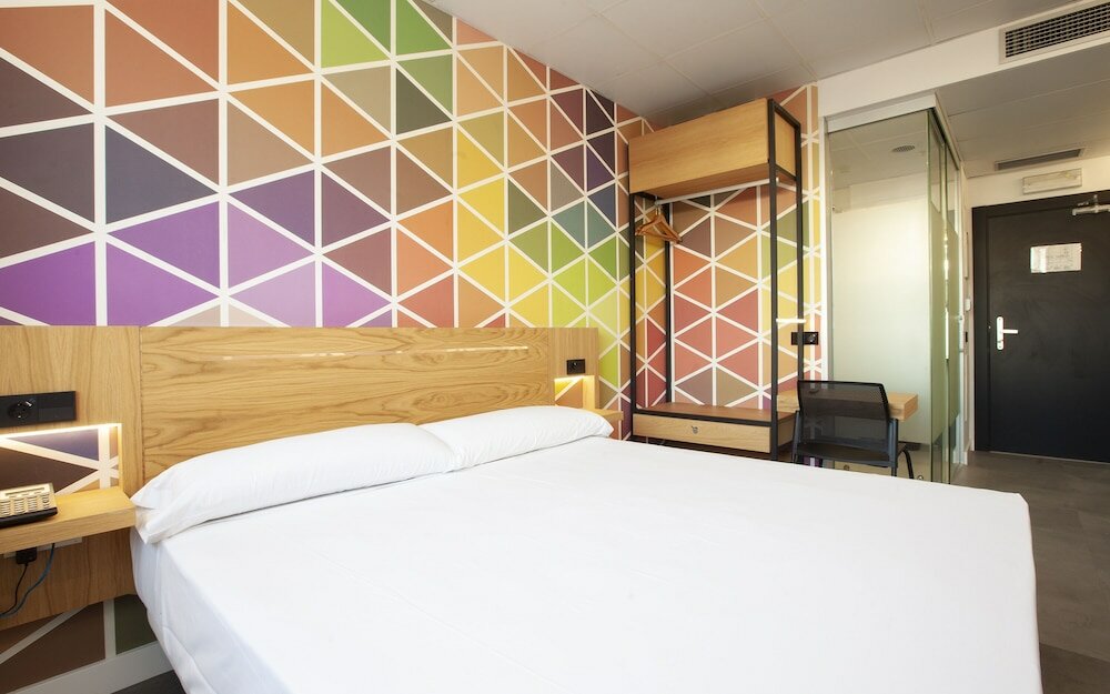 Фото Vertice Roomspace Madrid