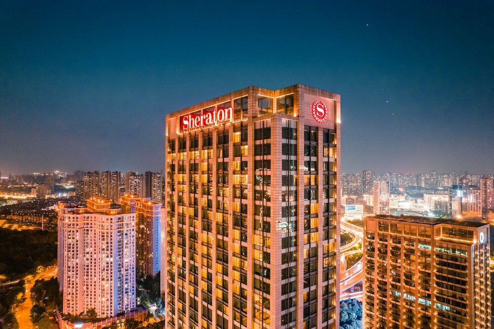 Hotel Sheraton Grand Wuhan Hankou Hotel, Wuhan, photo