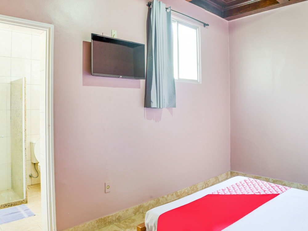 Фото Oyo Hotel Lindoia, Petropolis