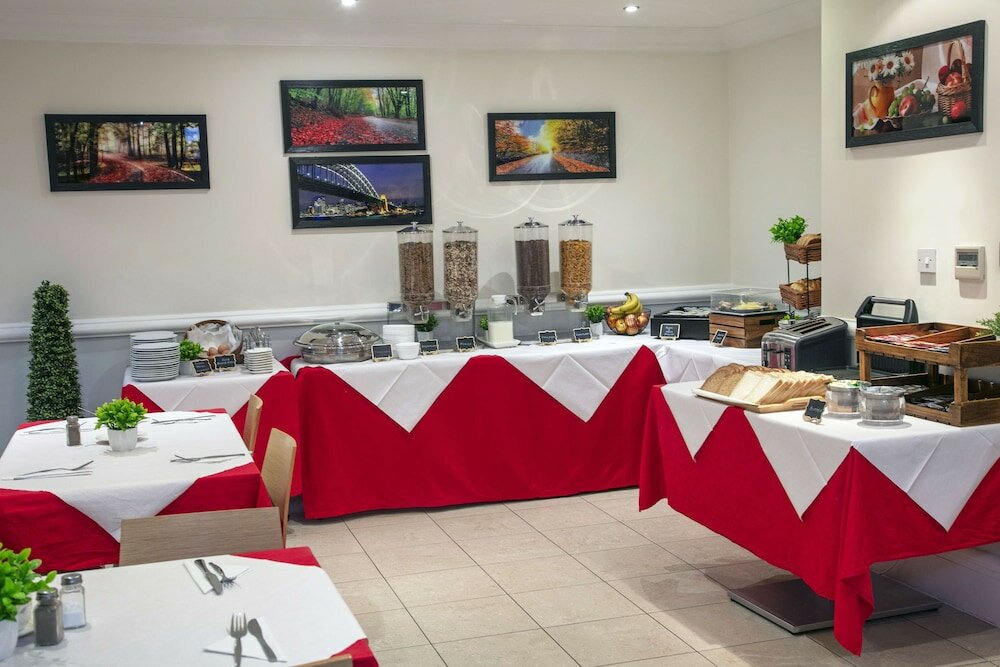 Фото Queensway Hotel, Sure Hotel Collection by Best Western