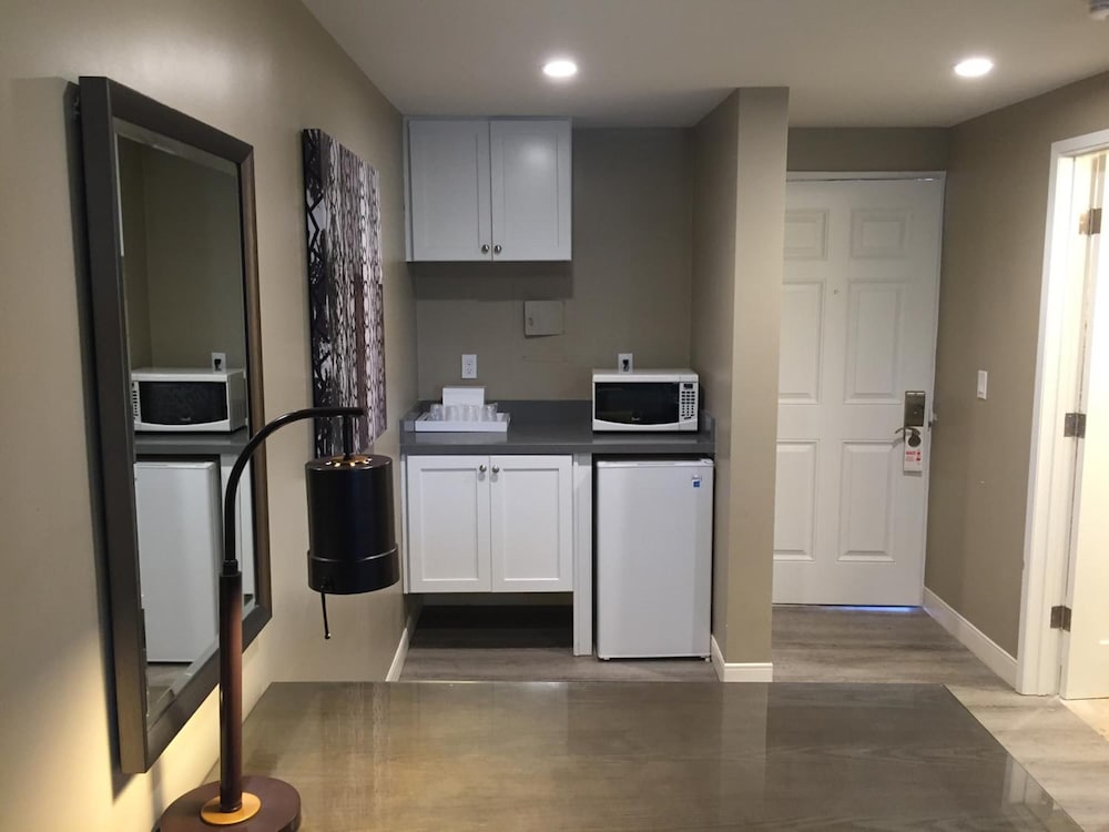 Фото Pacific Shores Inn on Pacific Beach