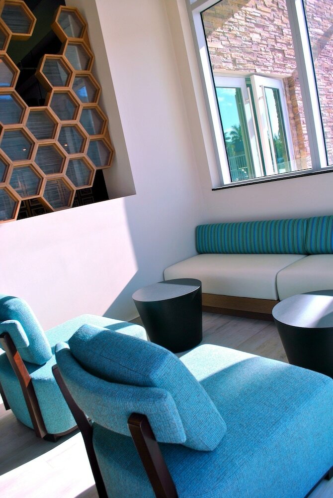 Фото Four Points by Sheraton Miami Airport