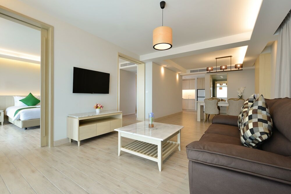 Фото Hisea Huahin Hotel