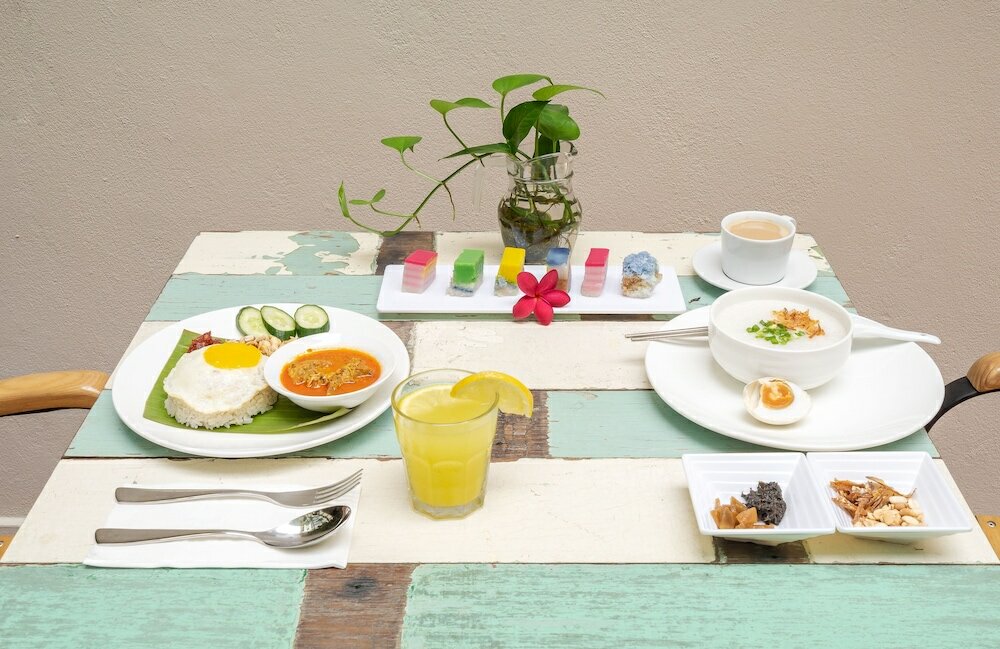 Фото Treasures Hotel and Suites