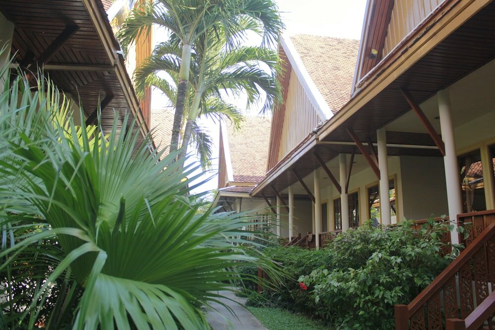 Фото Bangtao Village Resort