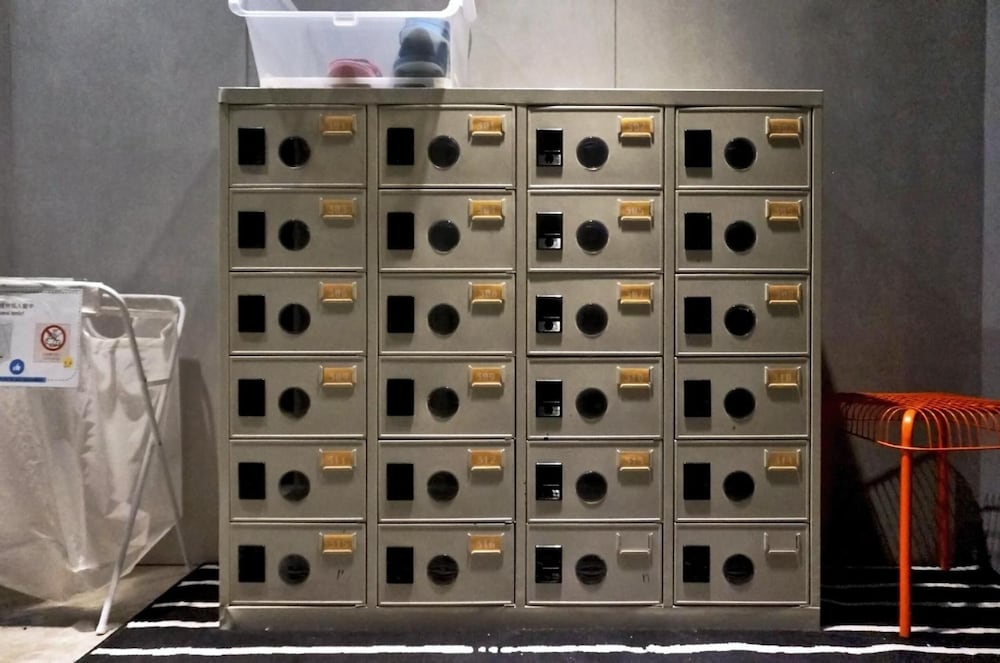 Фото Dongmen 3 Capsule Inn - Hostel