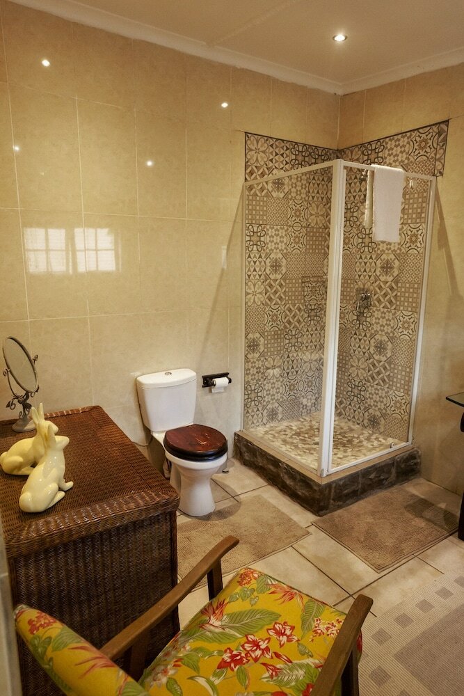 Фото Town and Country Guest House