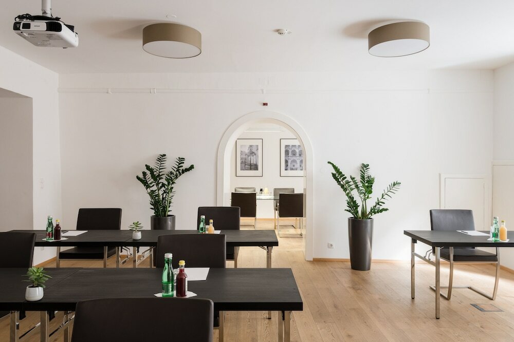 Фото Hotel Mariahilf