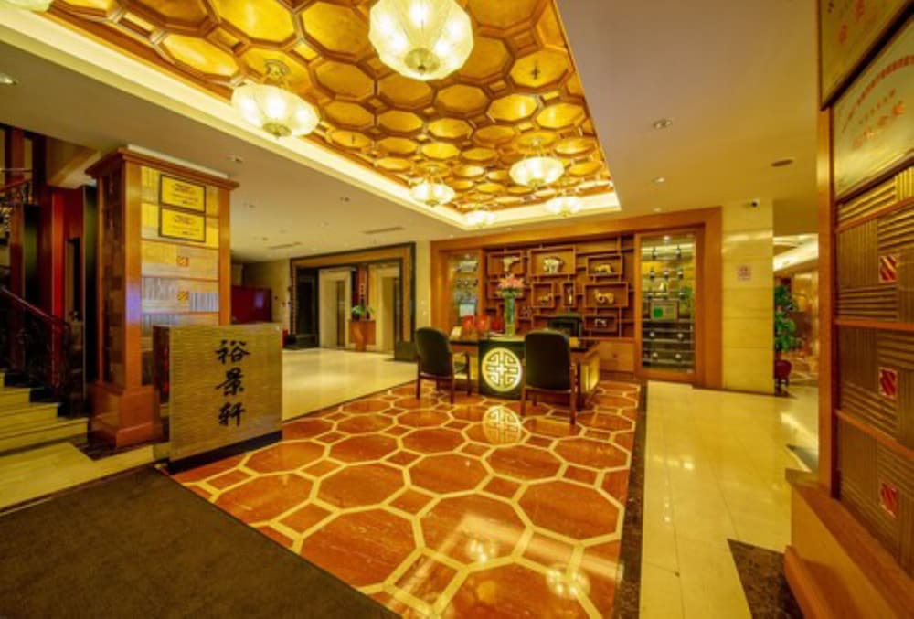 Фото Grand International Hotel Guangzhou