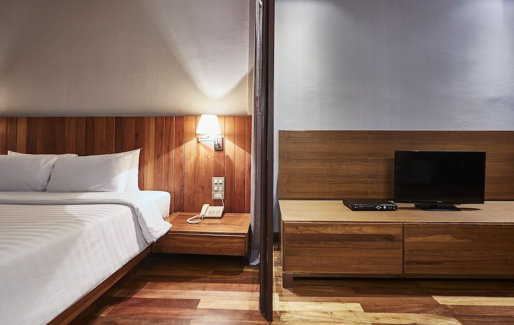 Фото Luxx at Silom