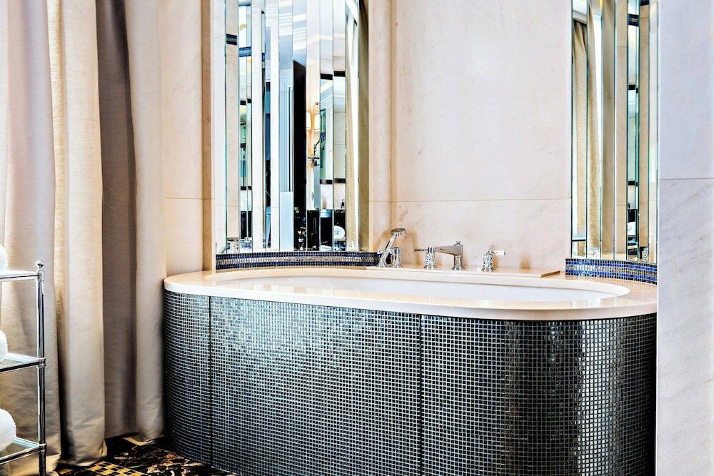 Фото Prince De Galles, A Luxury Collection Hotel, Paris