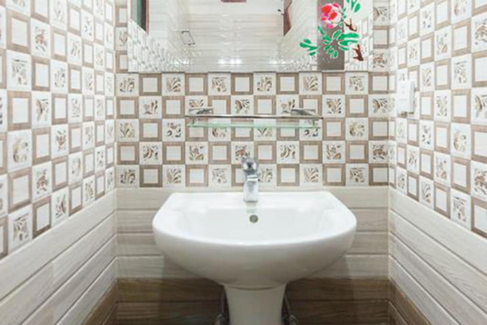 Фото Hotel Khangsar