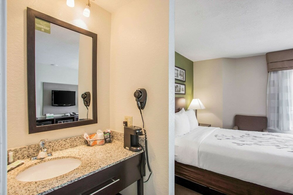 Фото Sleep Inn Kansas City International Airport