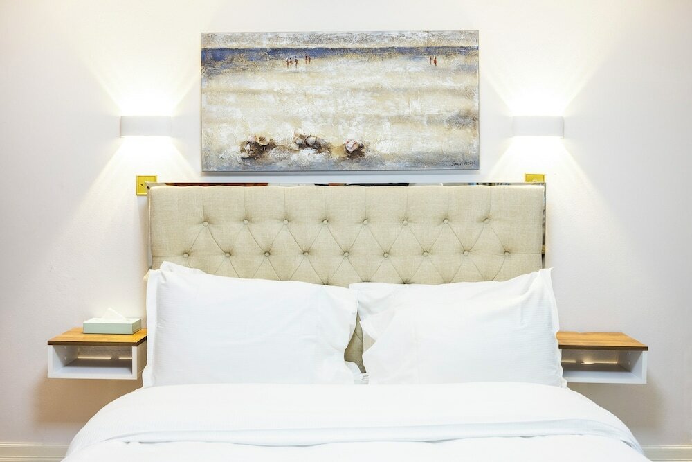 Фото Carlton Court - Mayfair