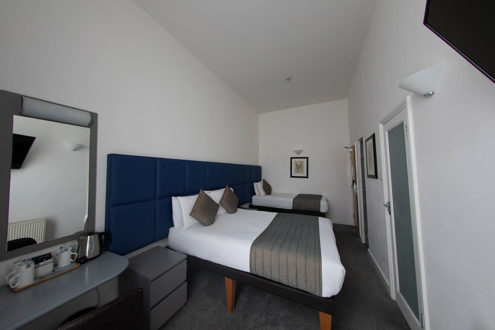 Фото Duke of Leinster Hotel