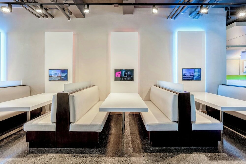 Фото Aloft Cupertino