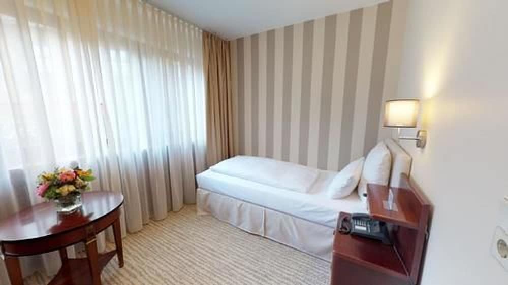 Фото Hotel Engel