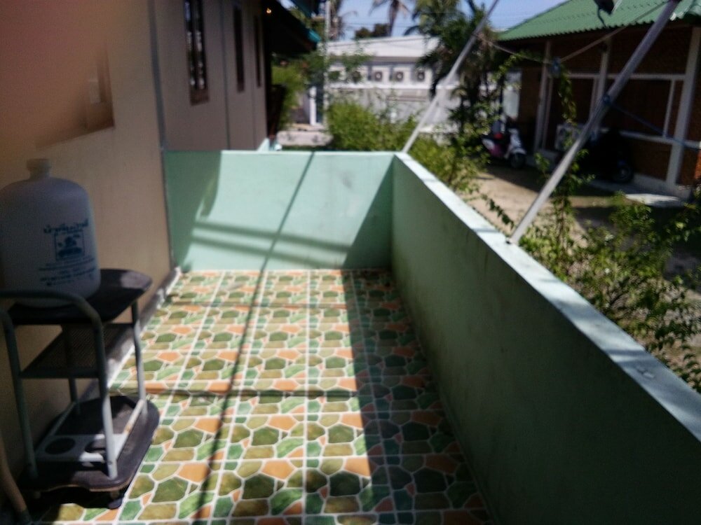 Фото The Ford Sunset Beach Resort