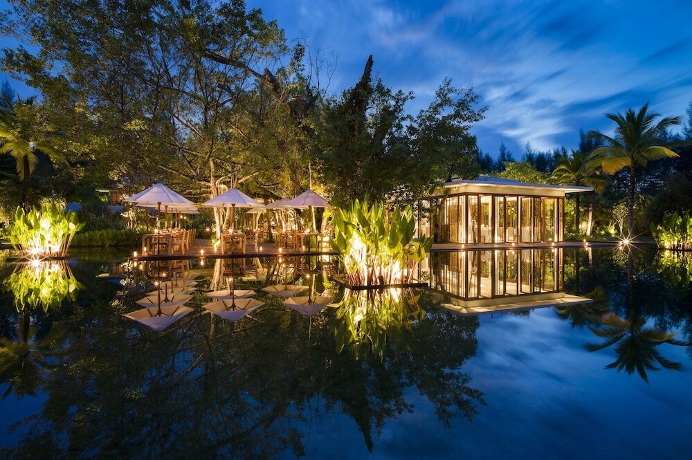 Фото The Sarojin