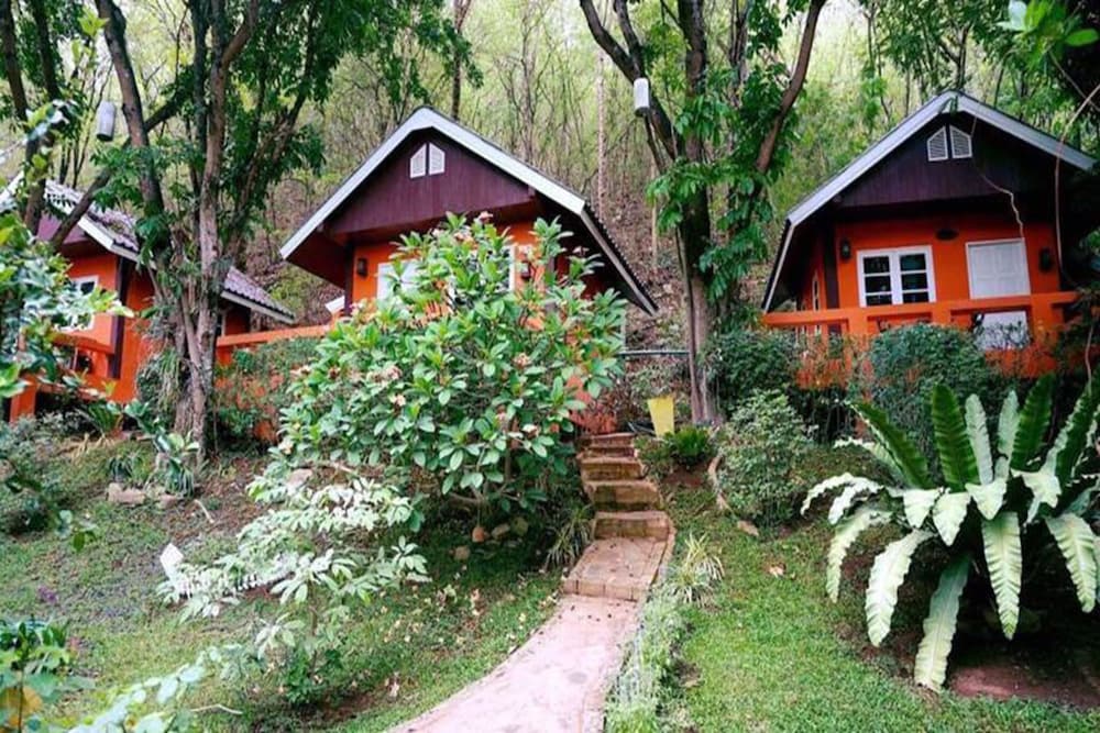 Фото Baan Suan Rojjana